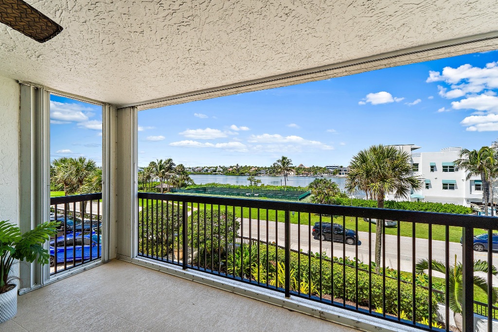 Balcony with Intracoastal view and tennis court below
